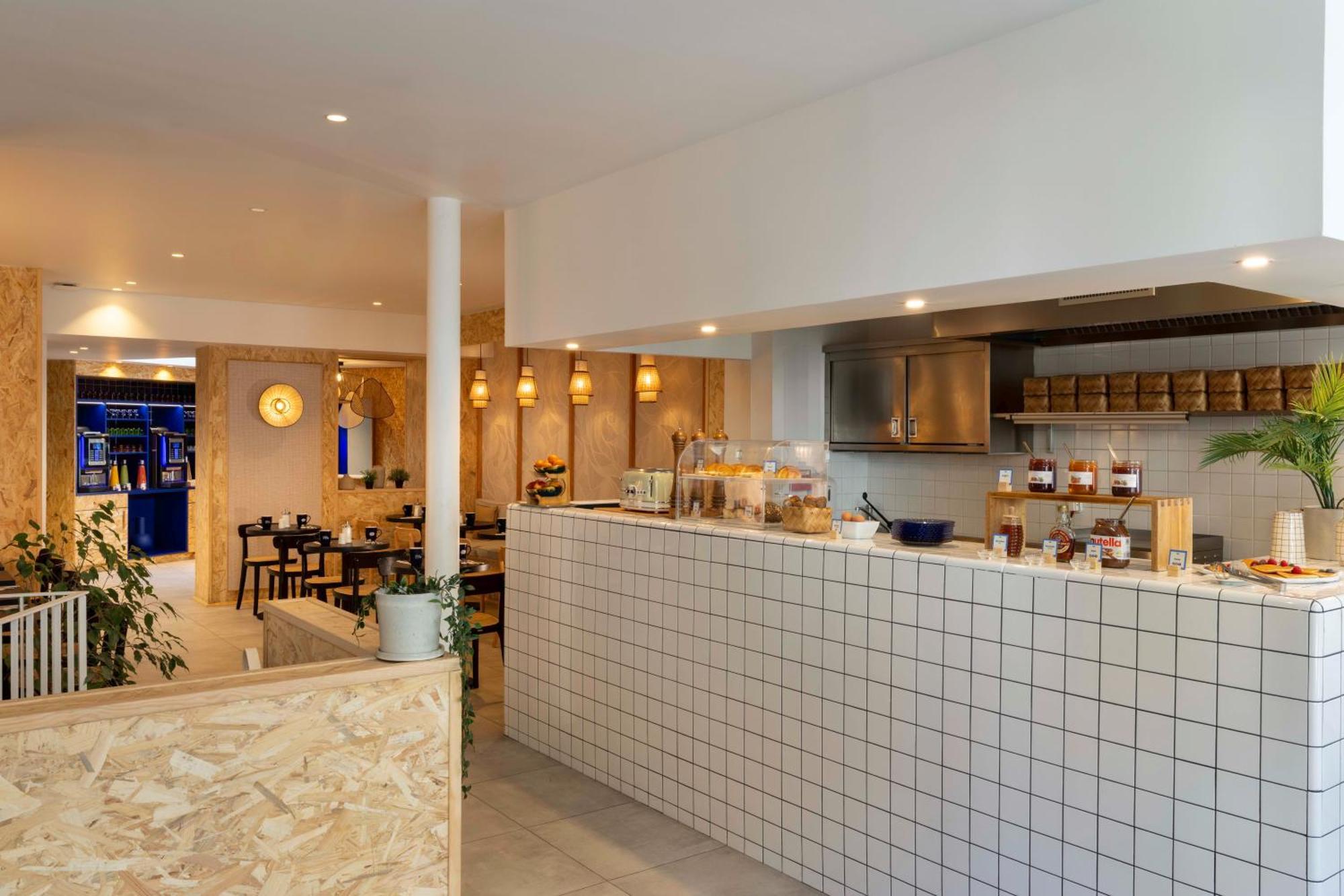 Hotel Locomo - Gare De Lyon Bastille Париж Екстериор снимка